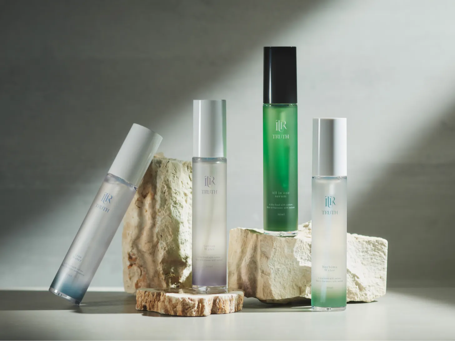 TRUTH(トゥルース) - 仕入れ、卸ならグッズ