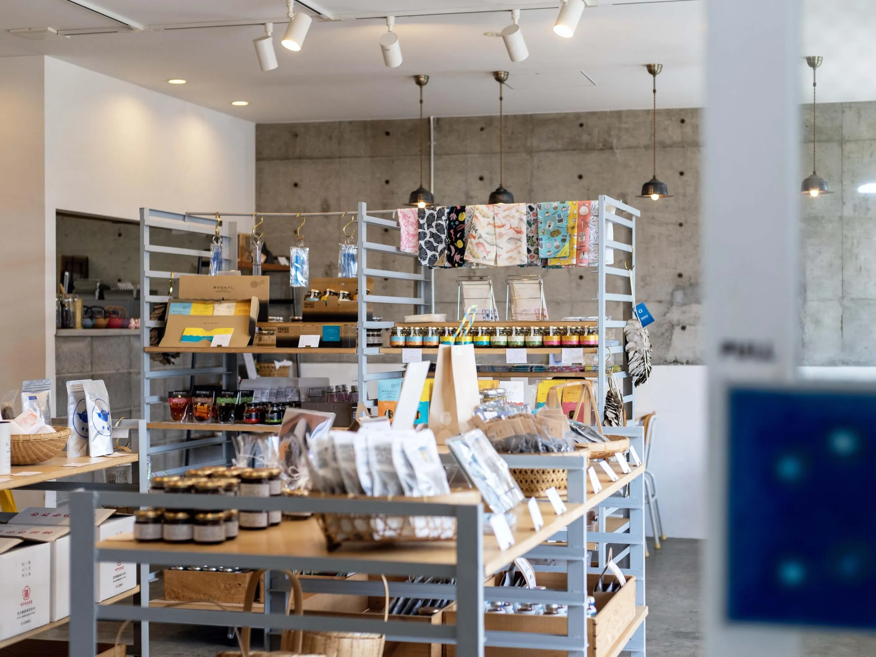 イワシビル - 仕入れ、卸ならグッズ