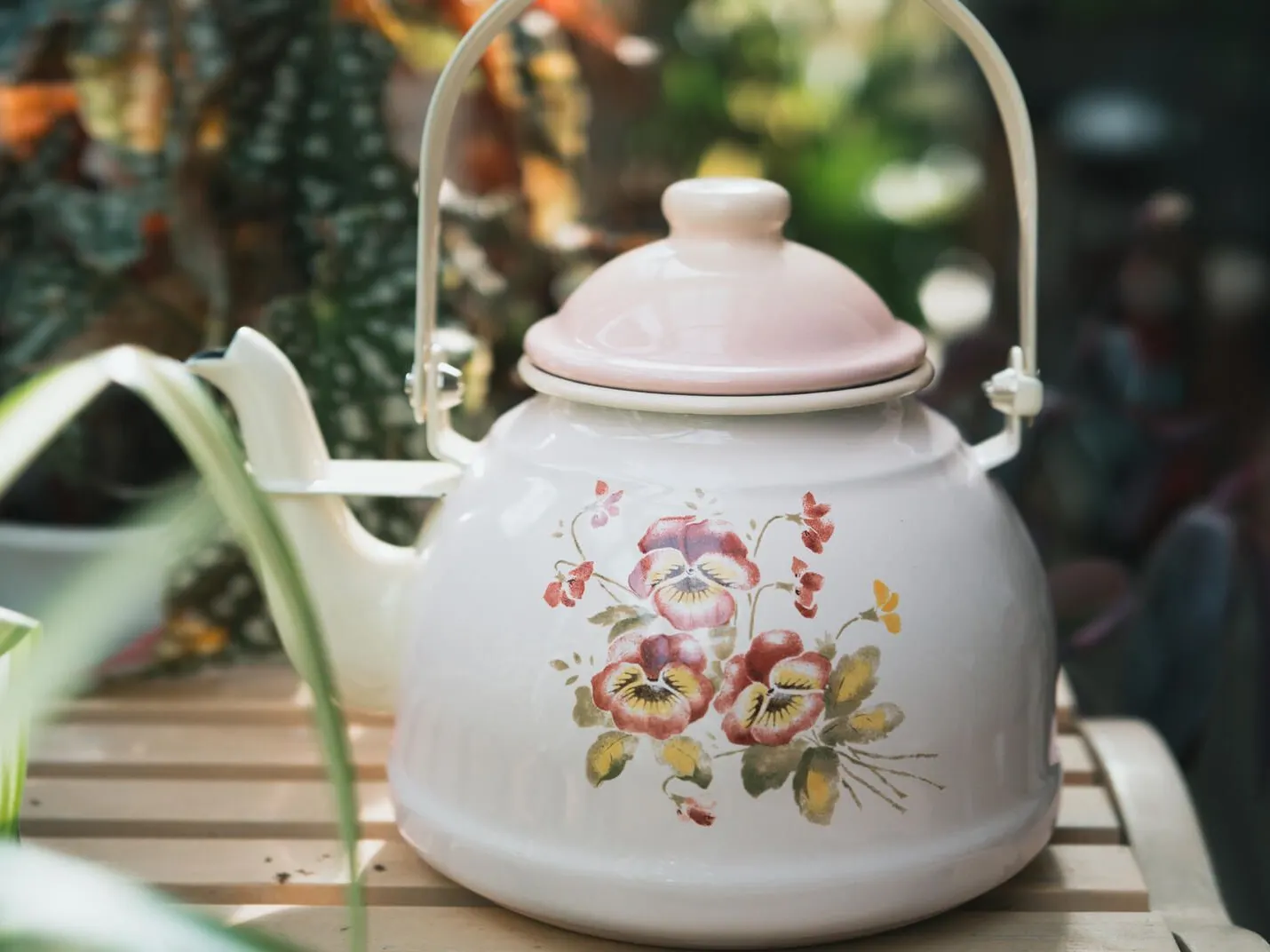 imane(イマン) - 仕入れ、卸ならグッズ