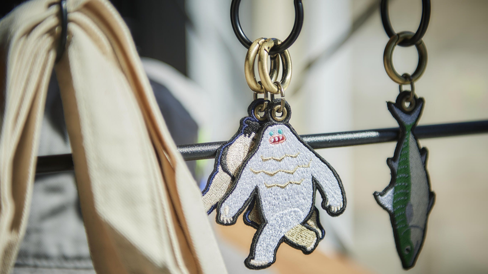 つばめの刺繍絵／日本の古道具 つばめの刺繍絵／日本の古道具