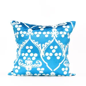 シルクの入ったトルコ製クッションカバー シルクの入ったトルコ製クッションカバー