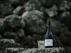 5樽のミズナラ樽から生まれた至高のライスウイスキー/Rice Whisky