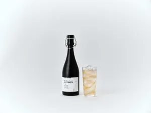 5樽のミズナラ樽から生まれた至高のライスウイスキー/Rice Whisky