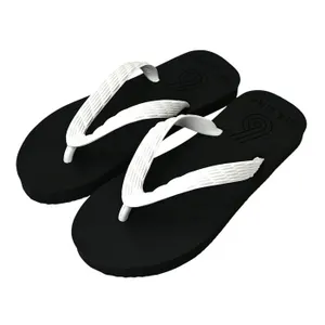 【CFCL】ビーチサンダル ホワイト/ブラック/シルバー kk00146.jpg