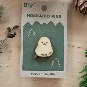 HOKKAIDO PINS】北海道の木製ピンバッジ シマエナガ 木製ピンバッジ